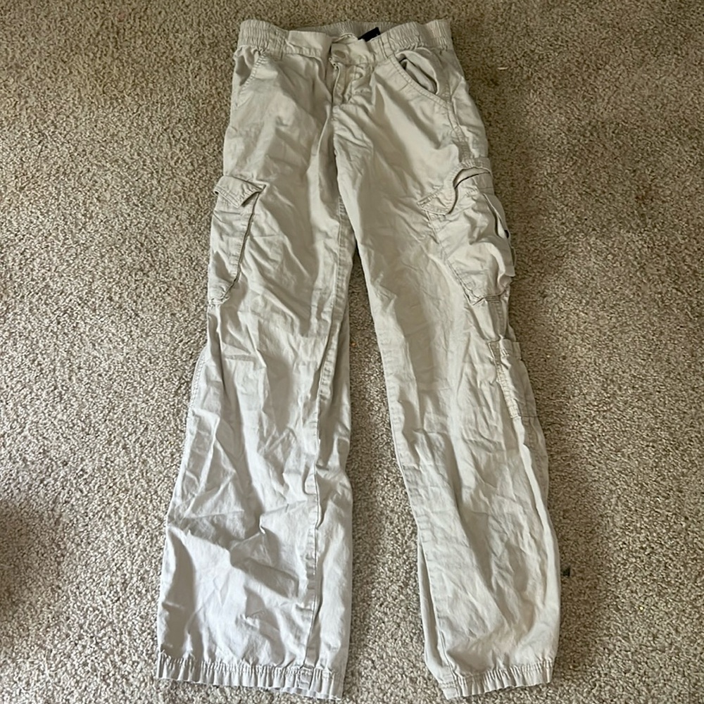 low rise cargo pants
